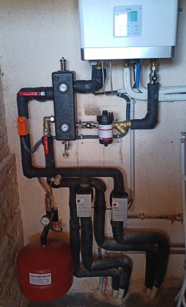 Installation experte de pompe à chaleur air-eau à haute performance énergétique pour un confort optimal à Aucamville 31140.